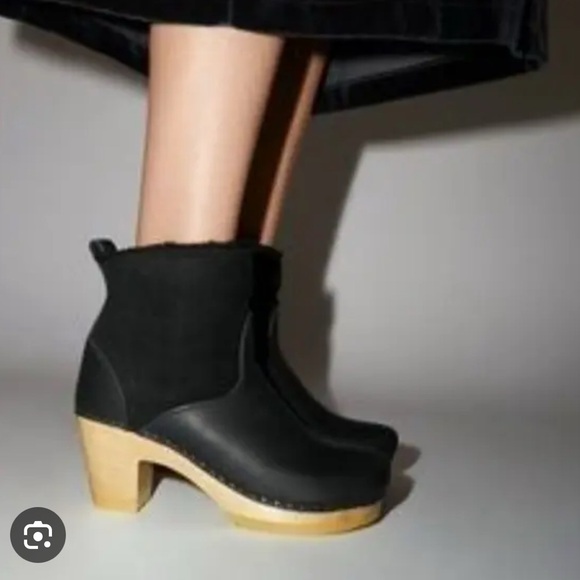 No.6 Pull On Shearling Clog Boot on High Heel (Black) | Size 39 - Picture 2 of 4